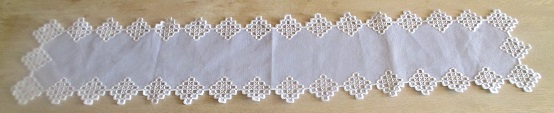 xxM1232M Blue Hardanger stitching runner in linen